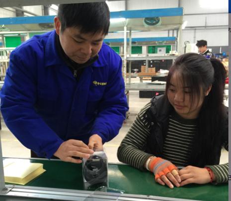 華寶公司獲“流動(dòng)人口工作先進(jìn)集體”、鄭御璽獲“最美新寧海人”榮譽(yù)稱號(hào)雙豐收